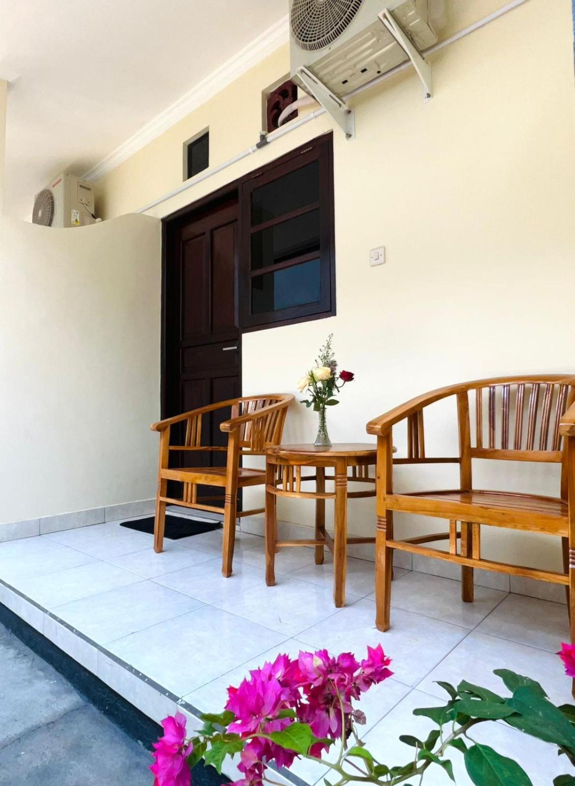 Zigiz Lovina Hostel 外观 照片